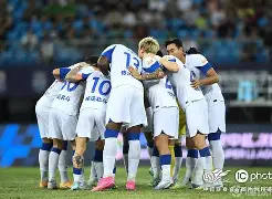 国内足球联赛赛况近期概况完整报道图片