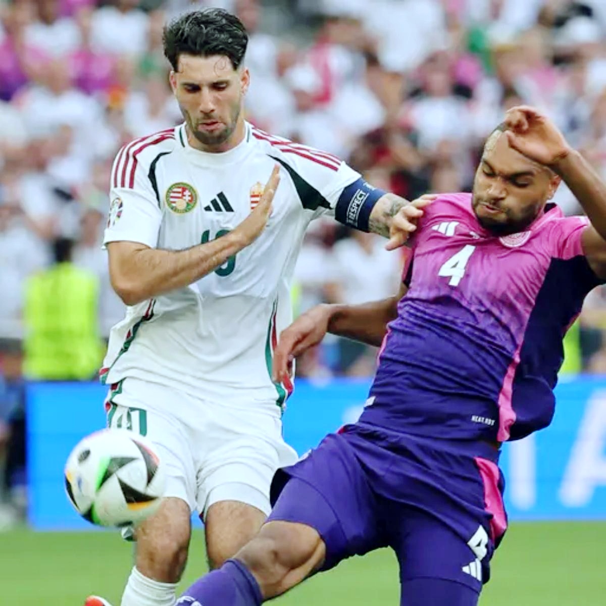 欧洲足球联赛中精彩对决引爆球迷热情(欧洲足球联赛中精彩对决引爆球迷热情视频)